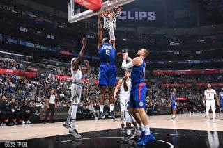 中表现出色 中表现出色