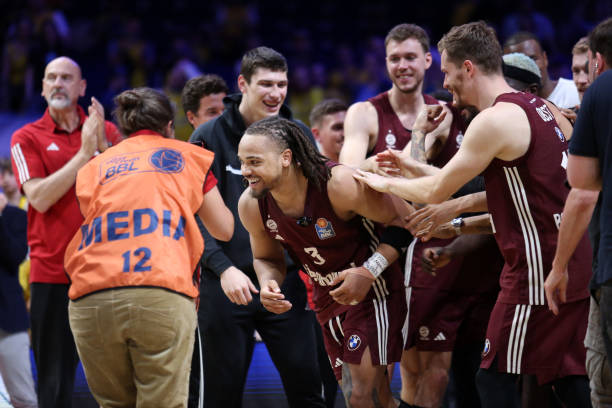 名更靠前 名更靠前